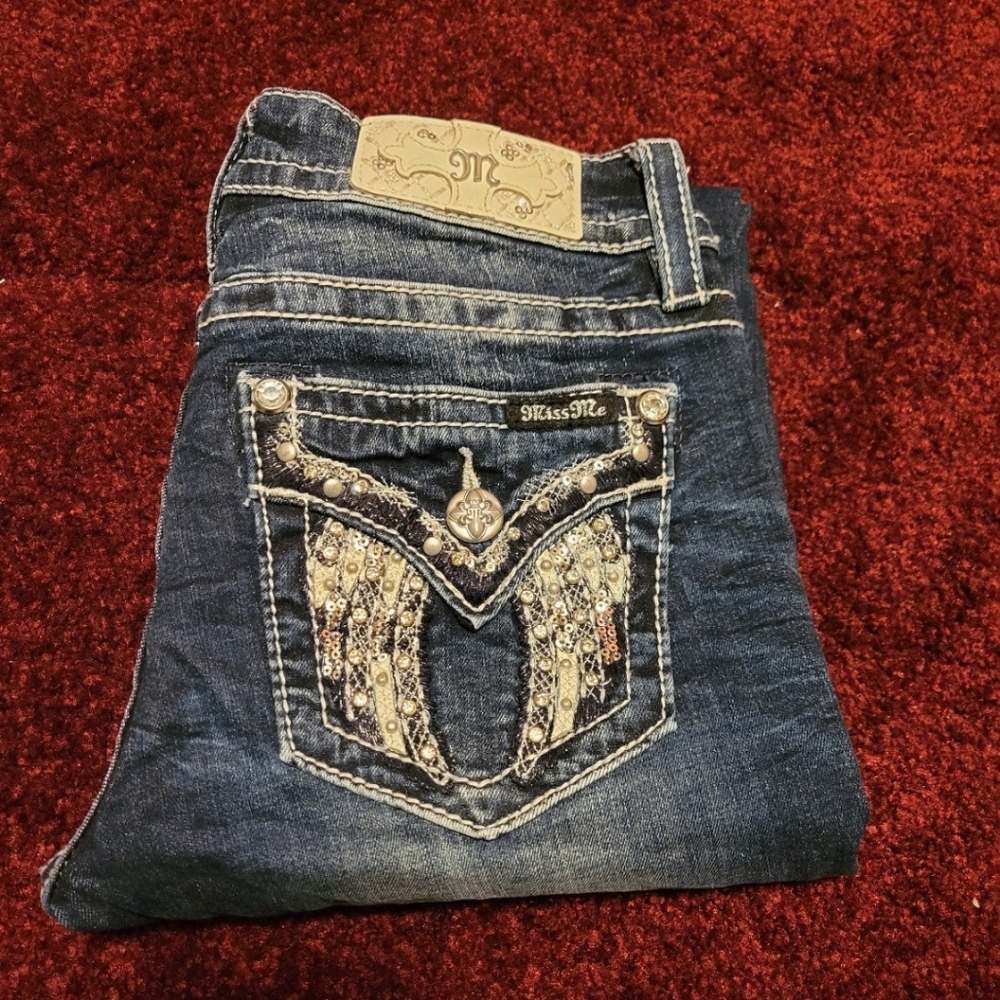 SZ 26 MISS ME CAPRI JEANS